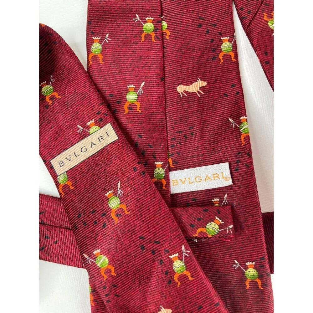 Bvlgari Bulgari ***7-Fold*** Burgundy 100% Silk Tie - Picture 4 of 4